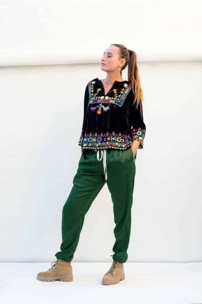 green trousers with pockets