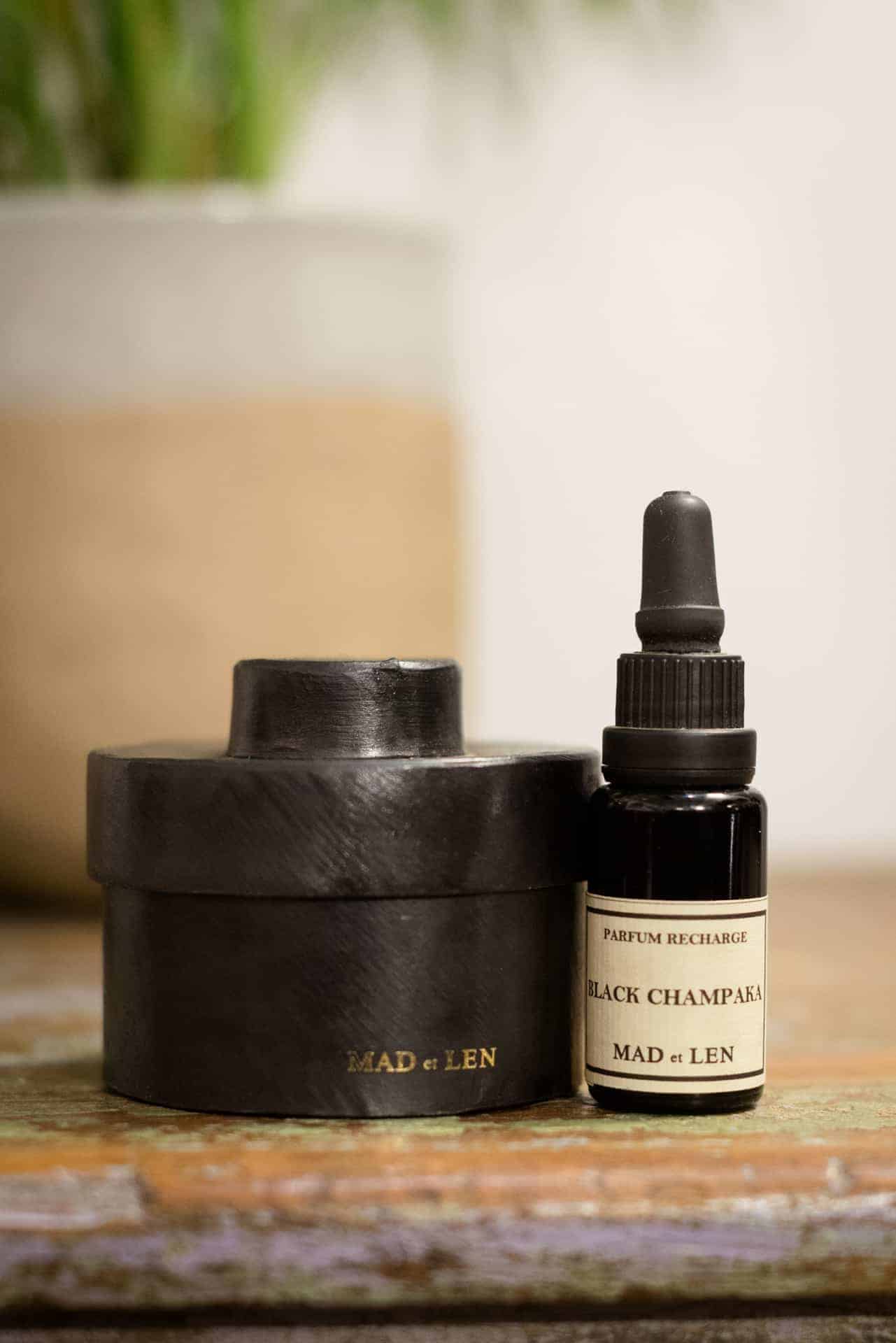 新品 MAD et LEN ブルークリスタル BLACK CHAMPAKA 新品 MAD et LEN ブルークリスタル BLACK CHAMPAKA MAD ET LEN