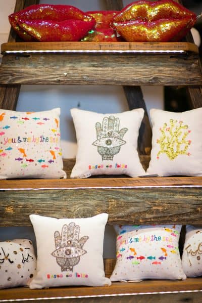 La Galeria Shop Besos Scatter Cushions