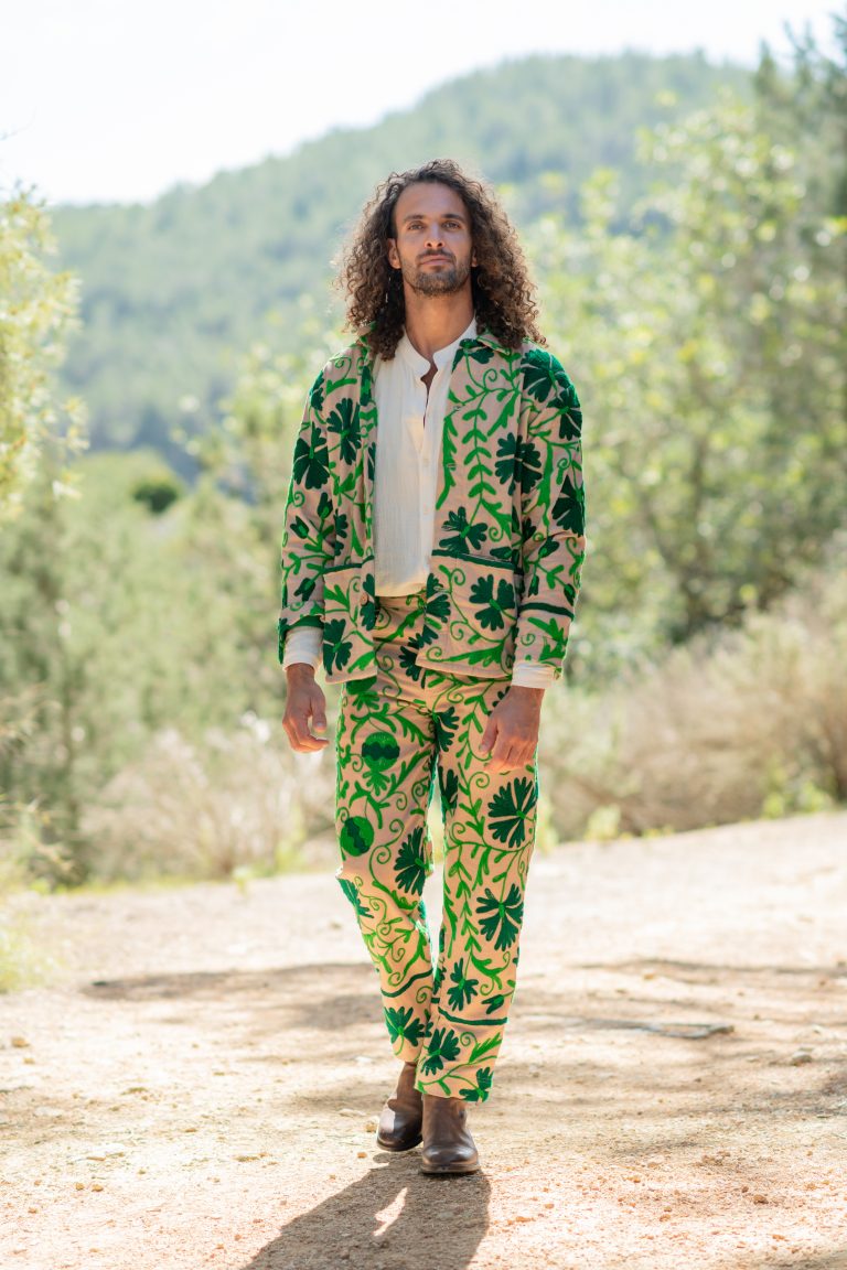 SUZANNI JACKET SUZANNI TROUSERS DOUBLE COTTON SHIRT La Galeria Elefante Ibiza 218 Gypsy Westwood Photography Caroline and Unai