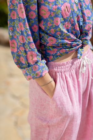 crinkle shirt joggers headband la galeria elefante ibiza 122 gypsy westwood photography caroline and unai scaled 2