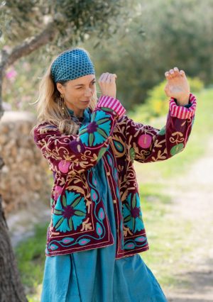wif silk long shirt wif silk trousers velvet charlie jacket headband la galeria elefante ibiza 76 gypsy westwood photography caroline and unai scaled e1742560486204 1